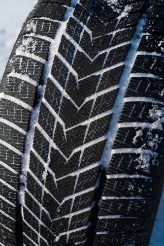 фото протектора и шины WINTERHAWKE II Шина ZMAX WINTERHAWKE II 275/40 R21 107H